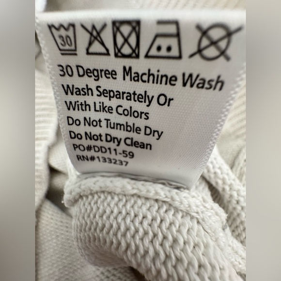 Men’s DROP DEAD Mountains Desert Eyes Edgy Alternative Streetwear Gothic Sweater - Picture 9 of 9